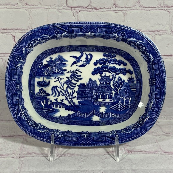 Allerton’s Other - Vintage Allerton’s Blue Willow Oval Serving Bowl
